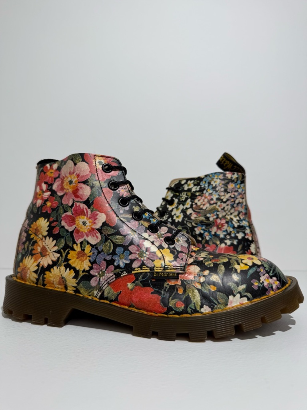 Dr. Martens Doc Floral Print Leather Vintage Boots Size UK 4